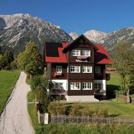 Boutique - Mit Bergblick Direkt An Der Loipe *