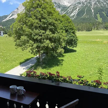 Boutique - Mit Bergblick Und Balkon - Inklusive Sommercard! * ラムサウ・アム・ダッハシュタイン