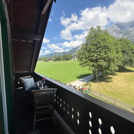 Boutique - Mit Bergblick Und Balkon - Direkt An Der Langlaufloipe! Apartmán Ramsau am Dachstein